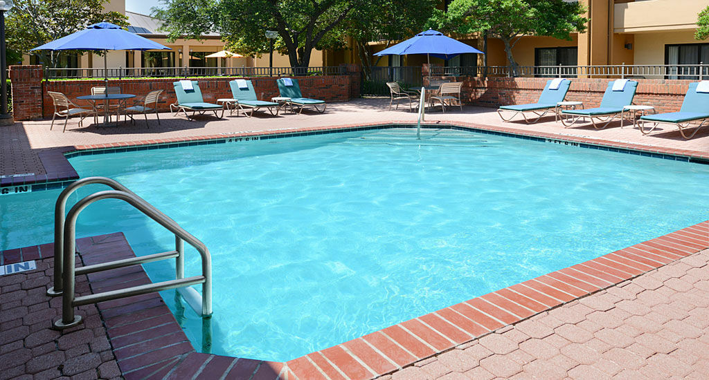 Courtyard Dallas Las Colinas Irving Exterior photo